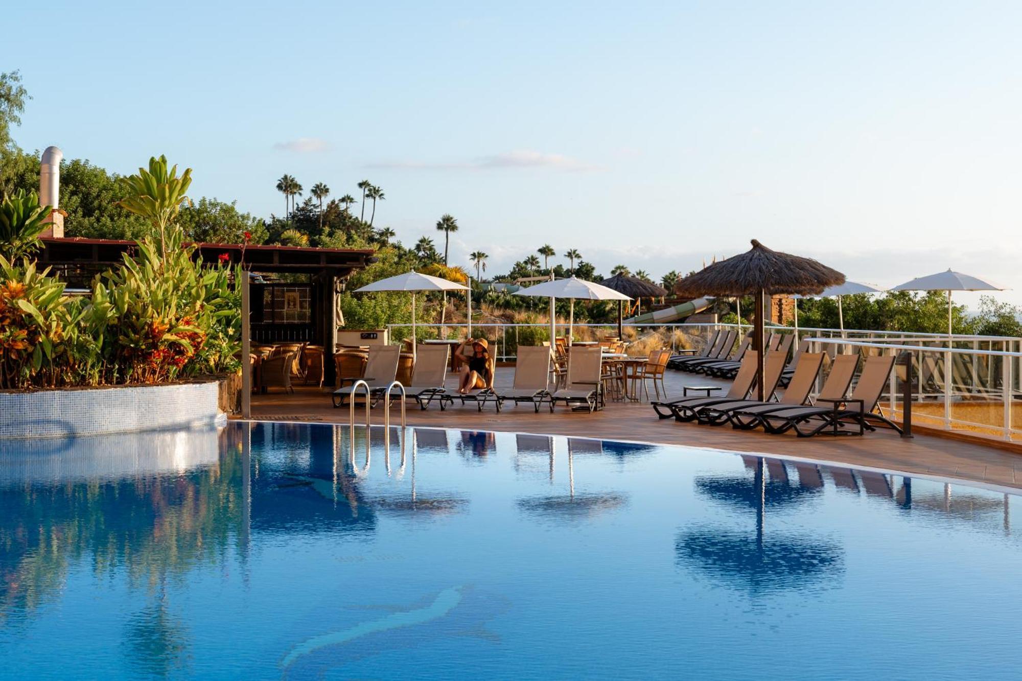 Wyndham Residences Costa Adeje Exteriör bild