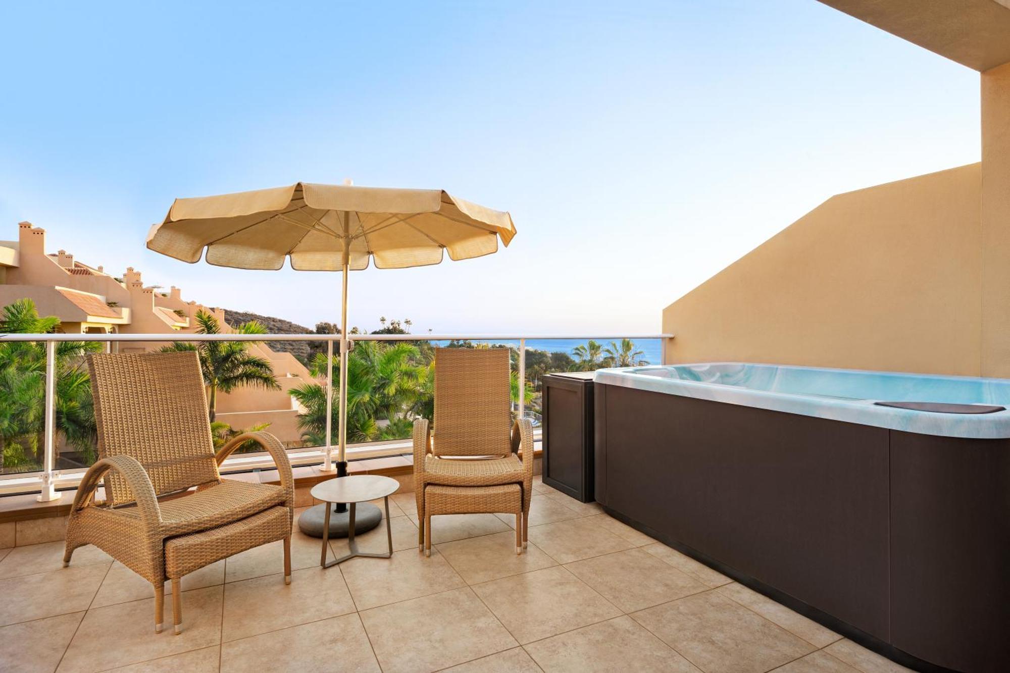 Wyndham Residences Costa Adeje Exteriör bild